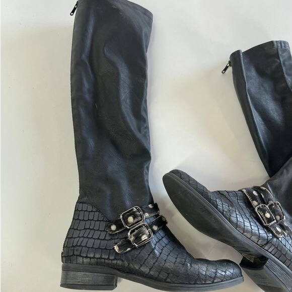 Unity In Diversity Boots Womens 38‎ 7 US Black Buckle Reptile Knee High Leather - Picture 7 of 8
